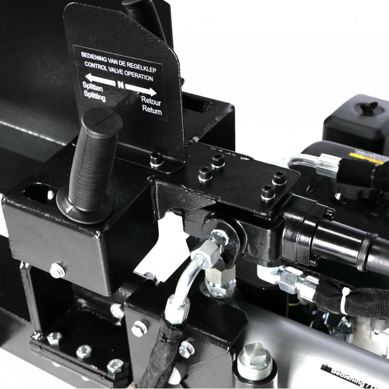 Wood Craft Houtklover 12 Ton, Met Benzine Motor 4 Wood Craft Houtklover 12 Ton, Met Benzine Motor - Image 2